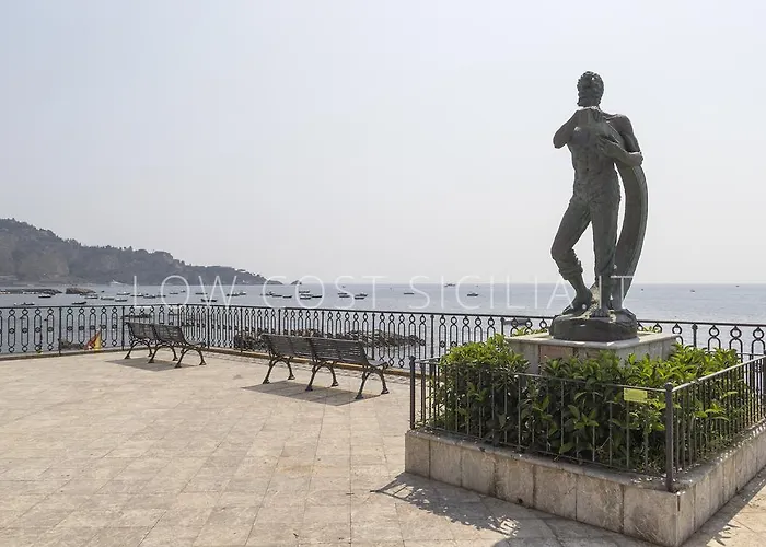 Tysandros * Giardini Naxos